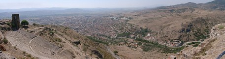Pergamon - Blick oberhalb des Theaters