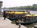 Im Venedig des Ostens muss man natürlich auch eine VBootsfahrt machen.